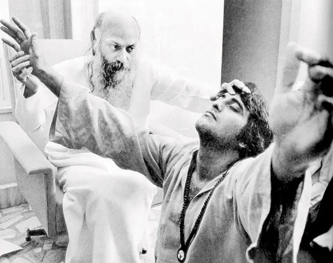 Osho Rajneesh Biography: History, Beliefs and Facts - Live Times