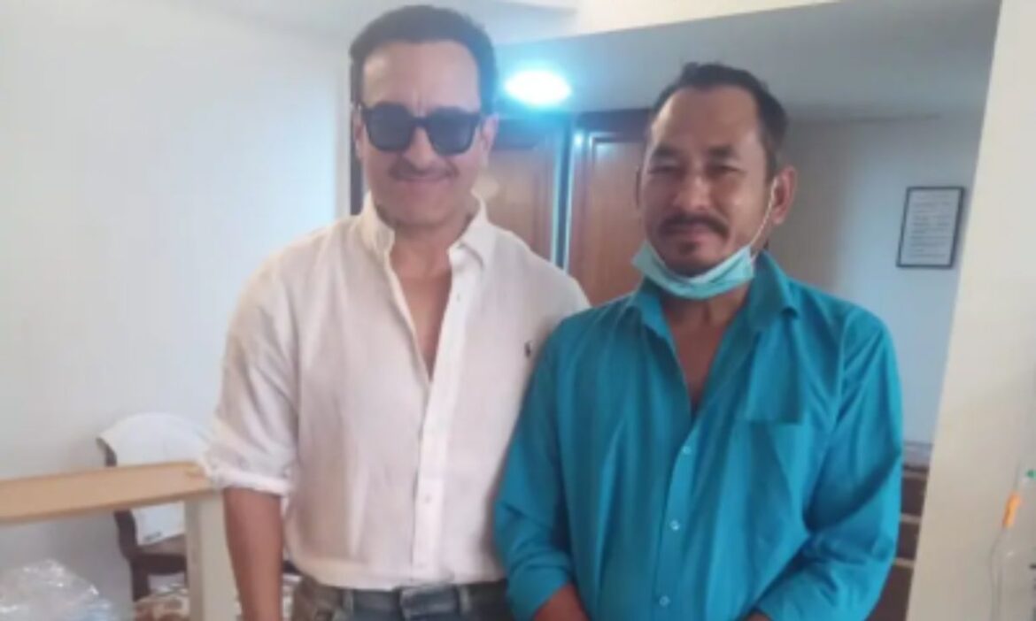 Saif Ali Khan: बॉलीवुड अभिनेता सैफ अली खान ने ऑटो-रिक्शा चालक भजन सिंह राणा से मुलाकात की है. इस दौरान उन्होंने उनके प्रति आभार व्यक्त किया है.