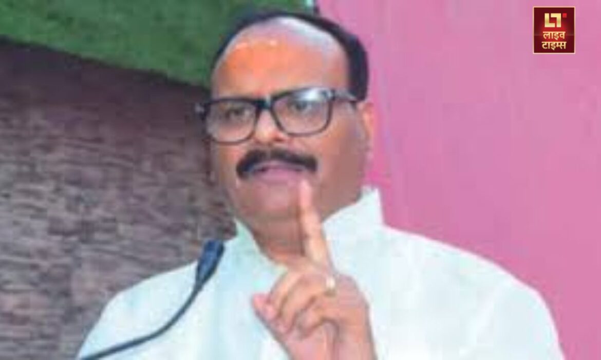 Meerut medical officer suspended - Live Times