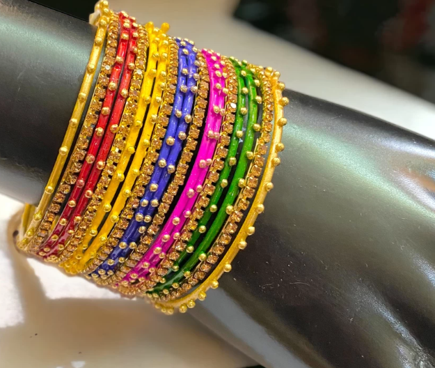 Multi Color Bangles Designs - Live Times