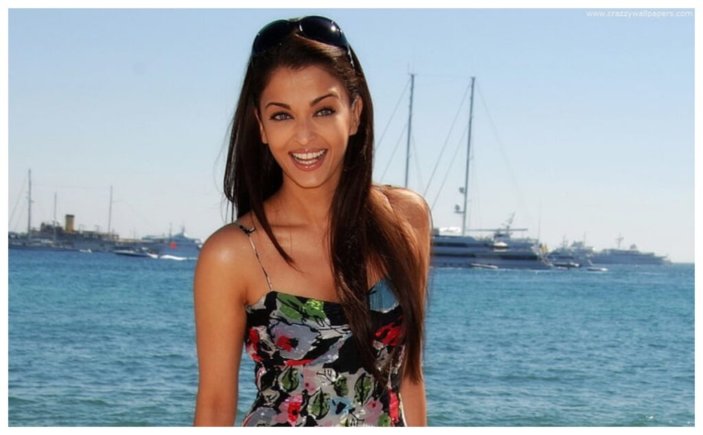 Aishwarya Rai Young Age Photo - Live Times