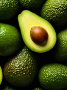 30 की उम्र के बाद हमारी स्किन लूज होने लगती है और चेहरे पर रिंकल्स, फाइन लाइन्स दिखने लगते हैं. इस उम्र के बाद हमारी बॉडी में कोलेजन की मात्रा कम होने लगती है. ऐसे में आज हम आपके लिए ऐसे फूड्स (Anti-Ageing Foods) की लिस्ट लाए हैं.