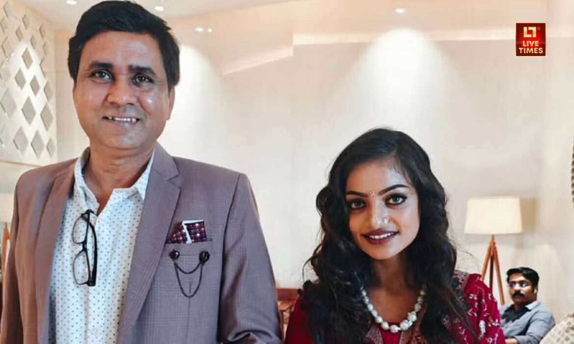 Viral Girl Monalisa: वायरल महाकुंभ गर्ल मोनालिसा को किसी पहचान की जरूरत नहीं है. उन्होंने एक फिल्म साइन की है, जिसका निर्देशन सनोज मिश्रा करेंगे. अब इसे लेकर बड़ा बवाल खड़ा होते दिख रहा है.