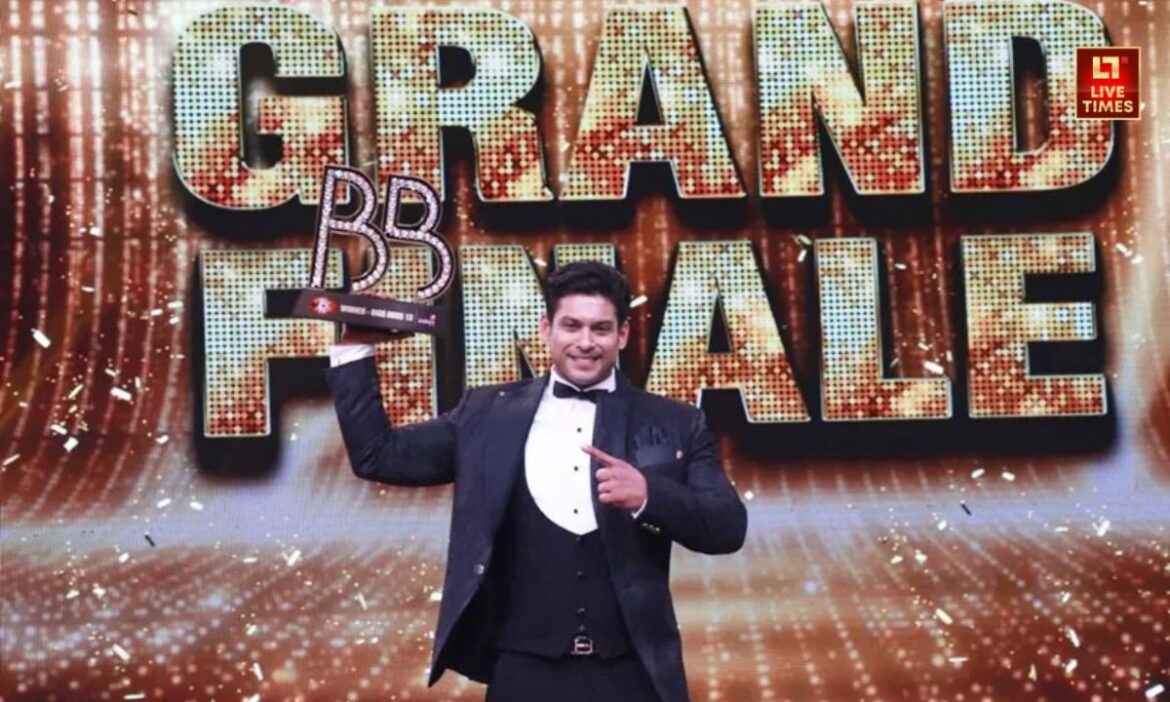 बिग बॉस सीजन 18 को भी अपना विजेता मिल चुका है. इस साल करण वीर मेहरा ने इस शो के खिताब को अपने नाम किया है.