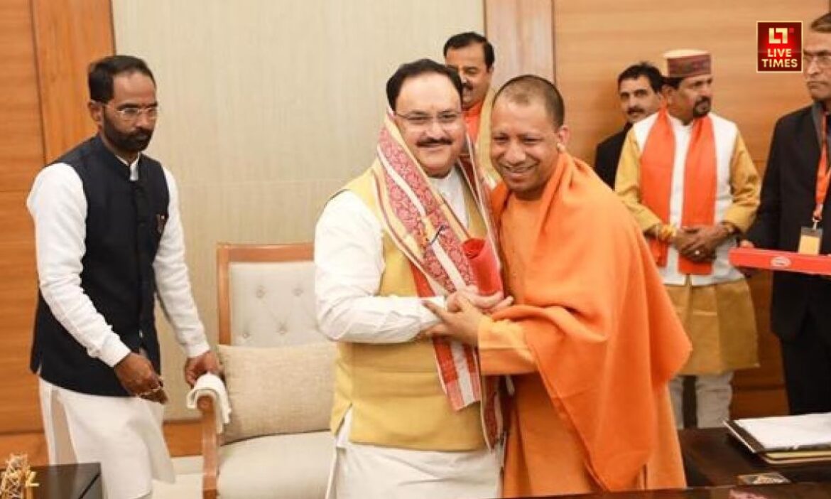 PM Meet Yogi Adityanath : उत्तर प्रदेश के मुख्यमंत्री योगी आदित्यनाथ ने अपने दिल्ली दौरे के दूसरे दिन प्रधानमंत्री नरेन्द्र मोदी से मुलाकात की है.