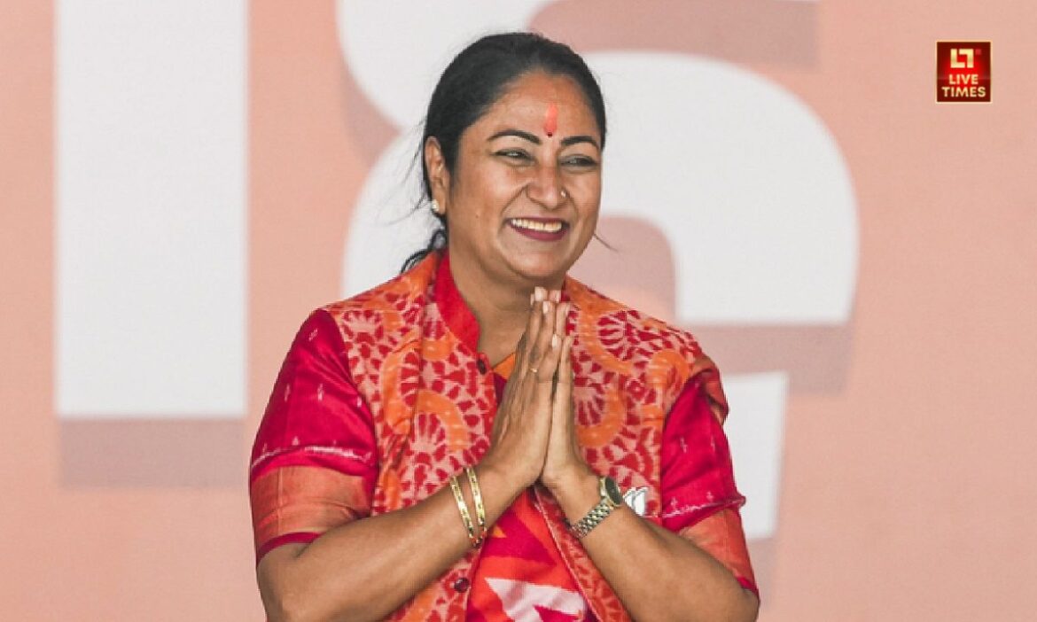 Delhi Budget 2025 Rekha Gupta BJP AAP Congress