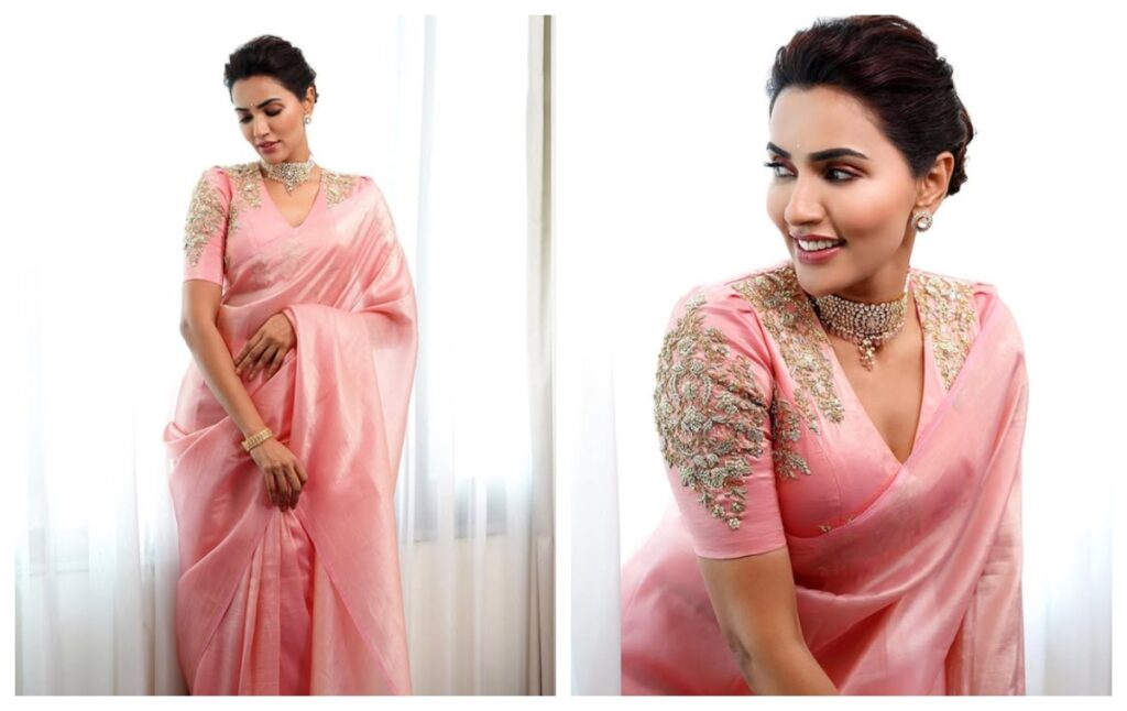 Messy Bun Hairstyles for Saree