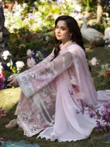 Hania Aamir suit-saree collection