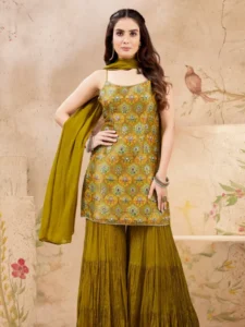 simple kurta get latest fancy design suits