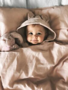 P अक्षर से सुंदर बेबी नेम्स, जो सुनने में भी अच्छे लगें और मतलब भी गहरा हो.