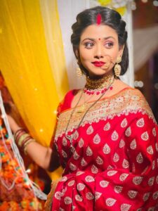 Auspicious Colors for Vat Savitri