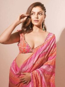 Blouse Back Design in Summer Season