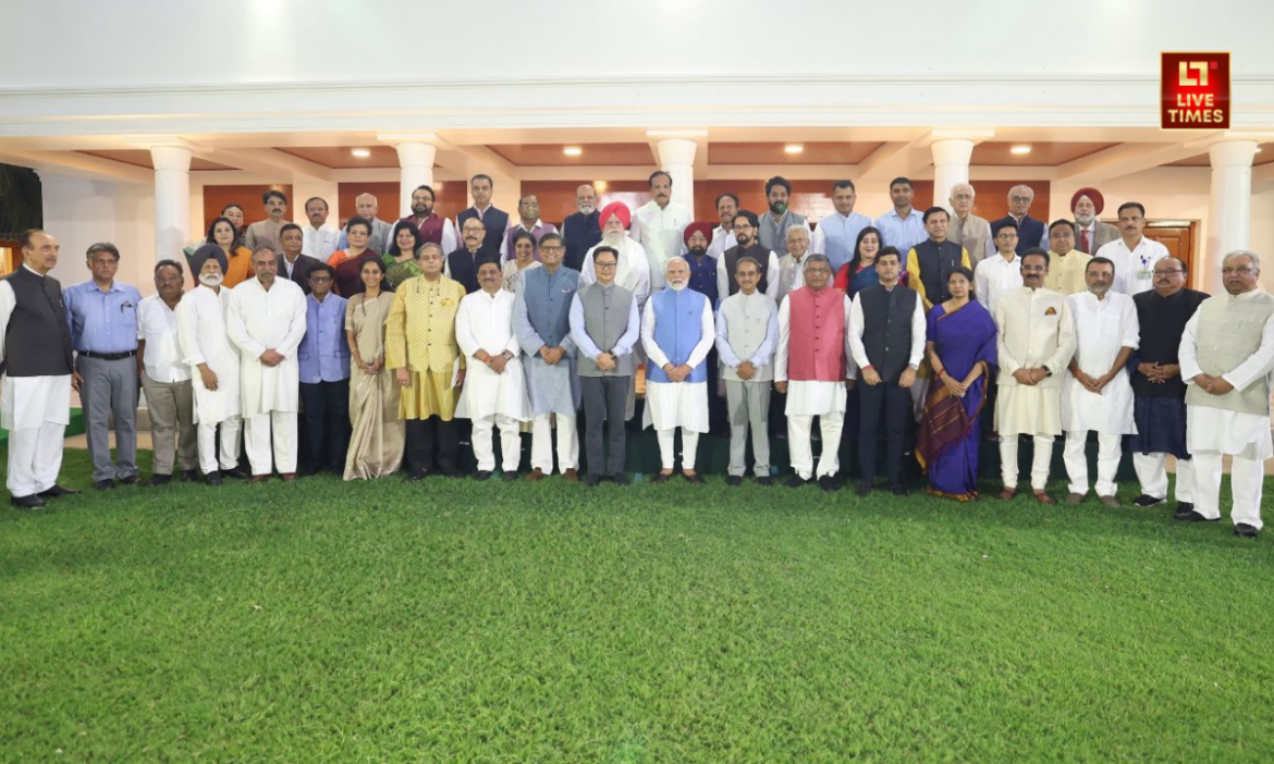 PM-Modi-Meeting-With-Delegation