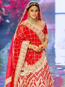 kiara advani Bridal Lehanga Outfit by Manish Malhotra