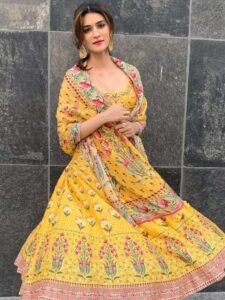 Trendy Suits for Summer