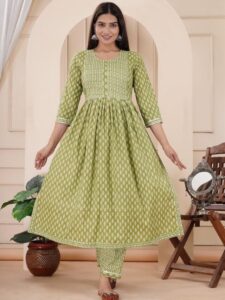Stylish Kurtas Set for Women