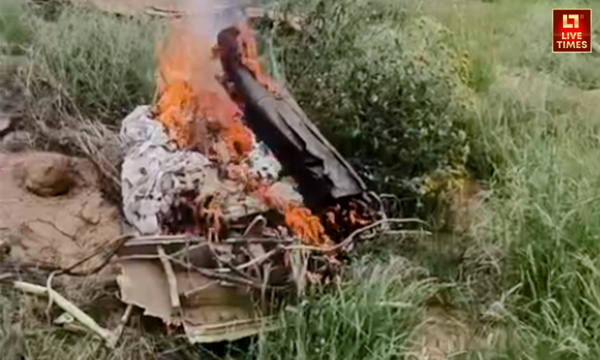 IAF jet crashes in Rajasthan