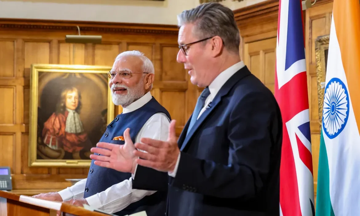 PM Modi and Keir Starmer