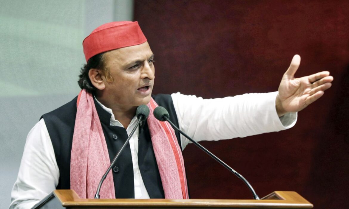 Akhilesh Yadav People support shield EC walks right path