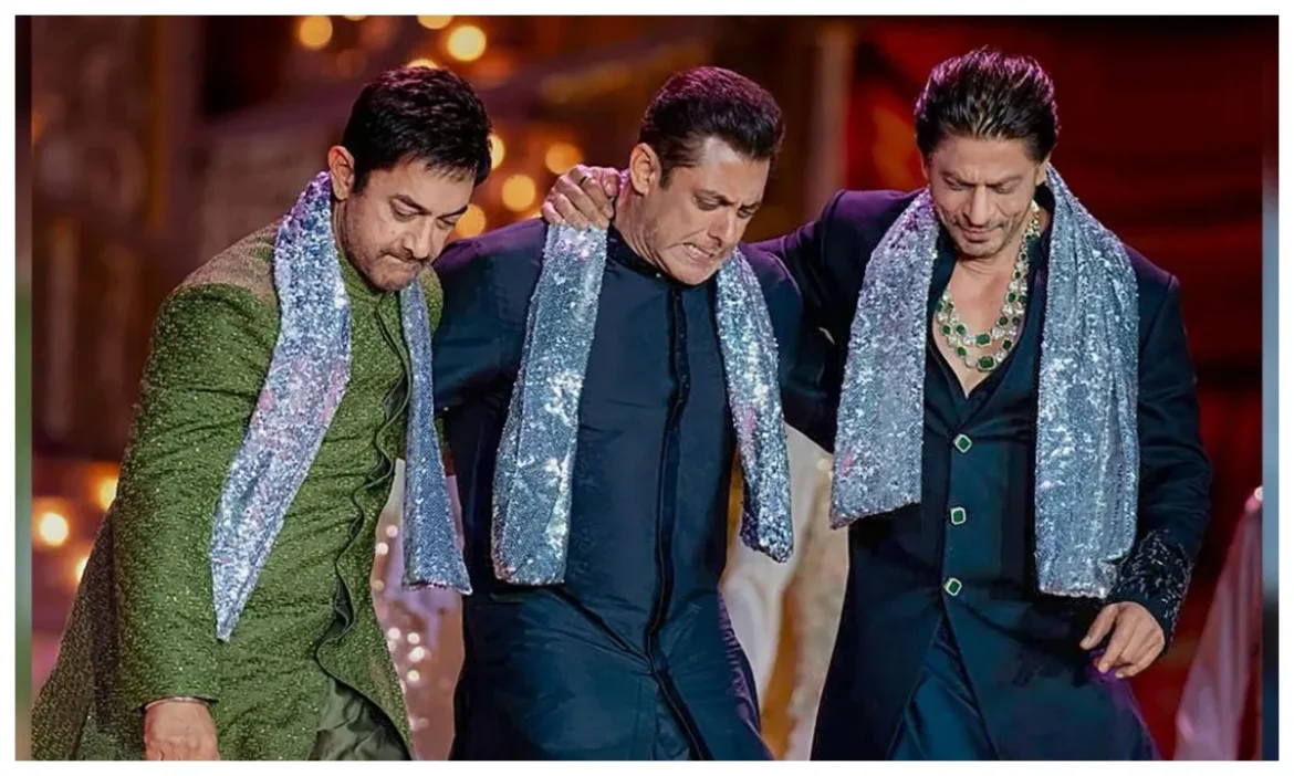 एक ही मंच पर फिर साथ दिखे Shahrukh, Salman और Aamir; जानें कहां हुई फैन्स की विश पूरी