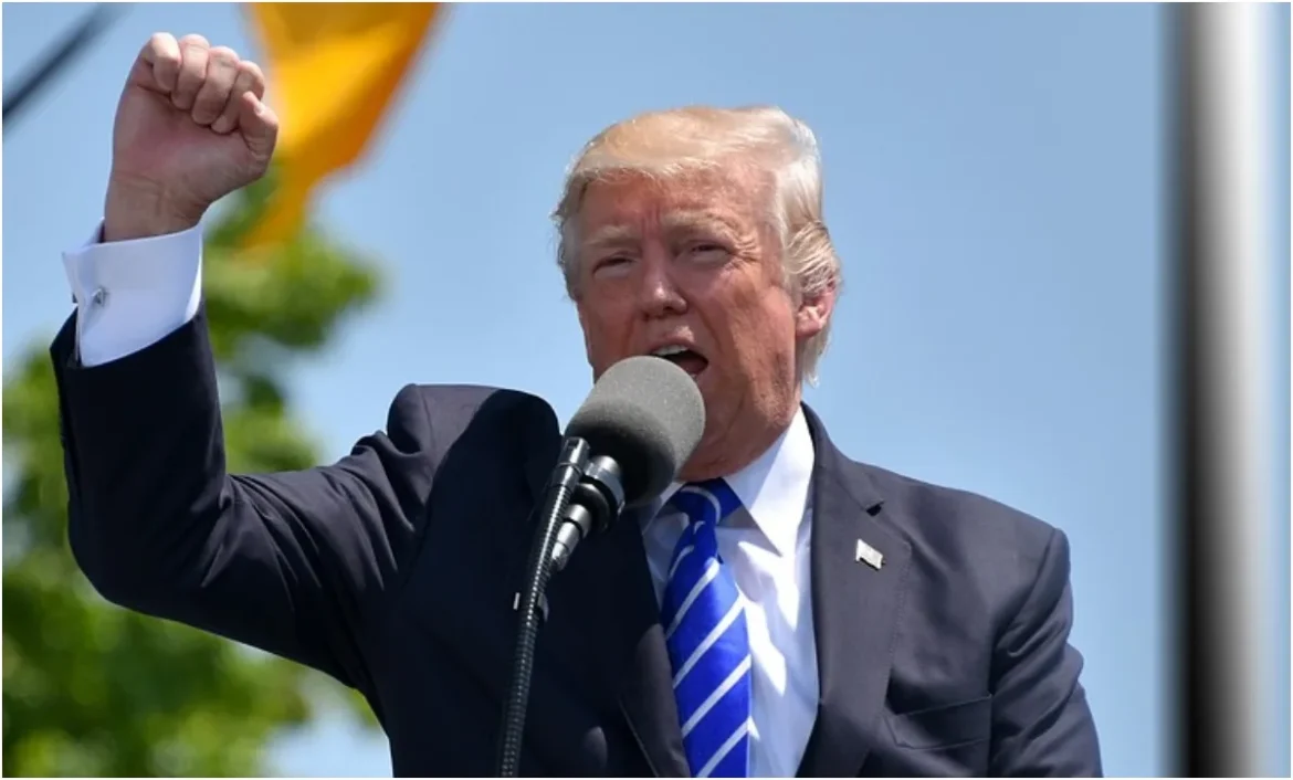 Trump का नया हिंट! क्या 2028 में अमेरिका को मिलेगा बड़ा सरप्राइज? सोशल मीडिया पोस्ट ने बढ़ाई हलचल