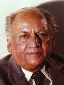 couplets of Faiz Ahmed Faiz