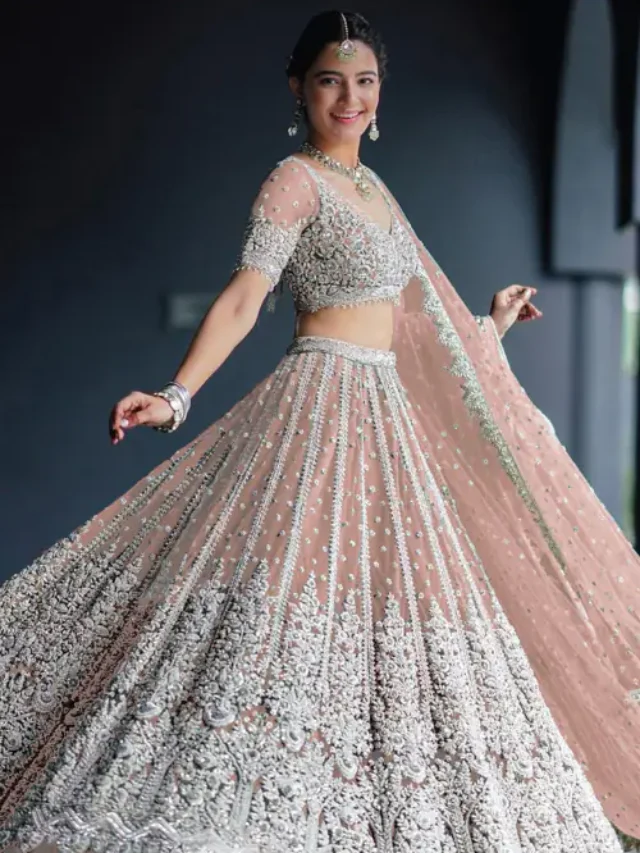 दुल्हन की पहली पसंद बन Pastel Bridal लहंगे, नई जेनेरेशन की वजह से मार्केट में है काफी ट्रेंडिंग