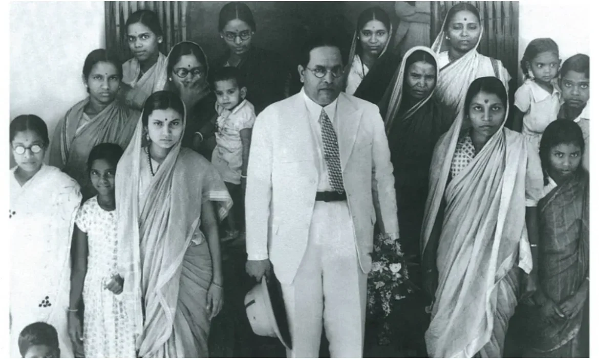 कहां से आया ‘जय भीम’ का नारा? आज़ादी के बाद दलितों का जागरण जिसकी जड़ें छिपी हैं एक छोटे गांव में