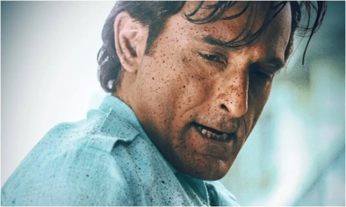 2025 बना Akshaye Khanna का साल, ‘छावा’ के बाद अब Ranveer Singh की Dhurandhar में छाए