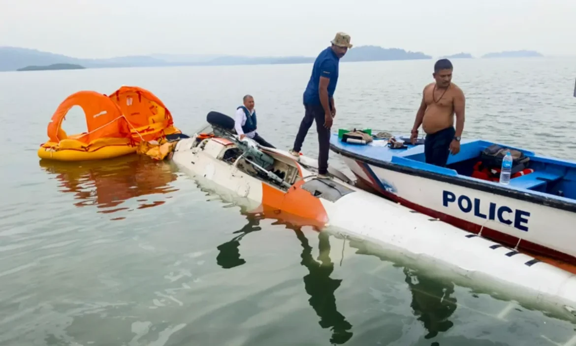 अंडमान में बड़ा हादसा: लैंडिंग से ठीक पहले समुद्र में समाया हेलीकॉप्टर,चमत्कारिक ढंग से बची सबकी जान