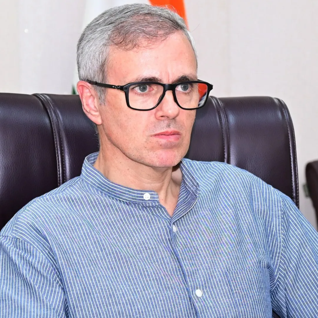 ऐतिहासिक फैसला: जम्मू-कश्मीर में नियमित होंगे 1 लाख अस्थायी कर्मचारी, 40 साल का संघर्ष होगा खत्म