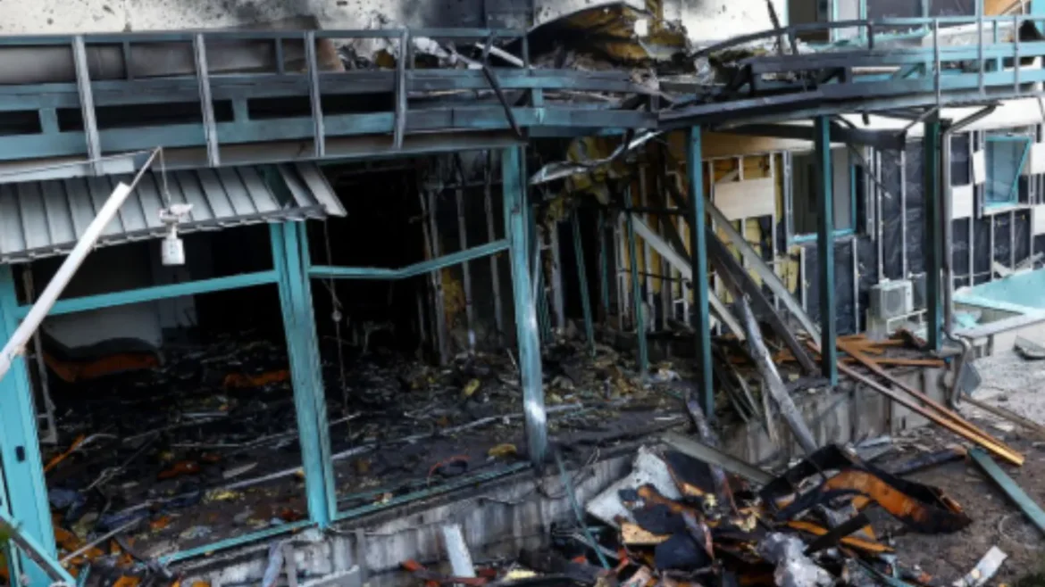 यूक्रेन में भीषण रूसी हमला: लाशों में तब्दील हुआ हंसता-खेलता परिवार, मलबे में दबकर पिता और तीन बच्चों की मौत