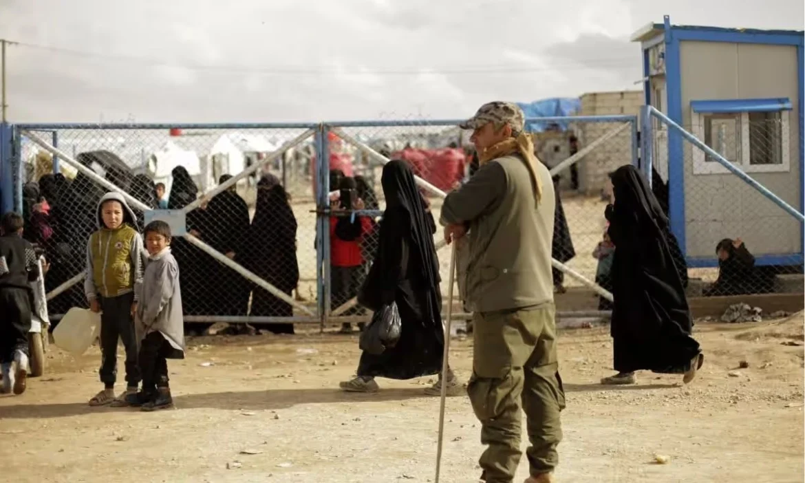 Australian citizens alleged IS depart Syria Roj camp