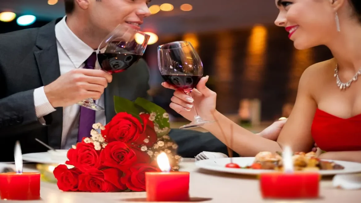 इश्क, ठगी और महंगे गिफ्ट: वैलेंटाइन वीक में डेटिंग ऐप्स के जरिए लगा रहे लाखों की चपत