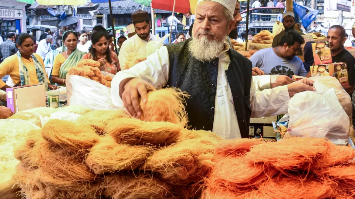 फतेहपुरी मस्जिद के इमाम का ऐलान: गुरुवार को नहीं दिखा चांद, 21 मार्च को मनाई जाएगी ईद