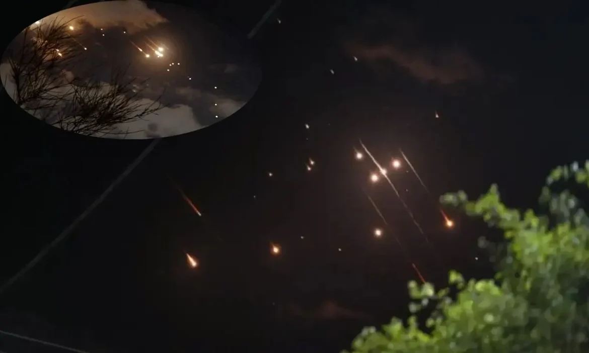 Iran fires dozen missile salvos Israel