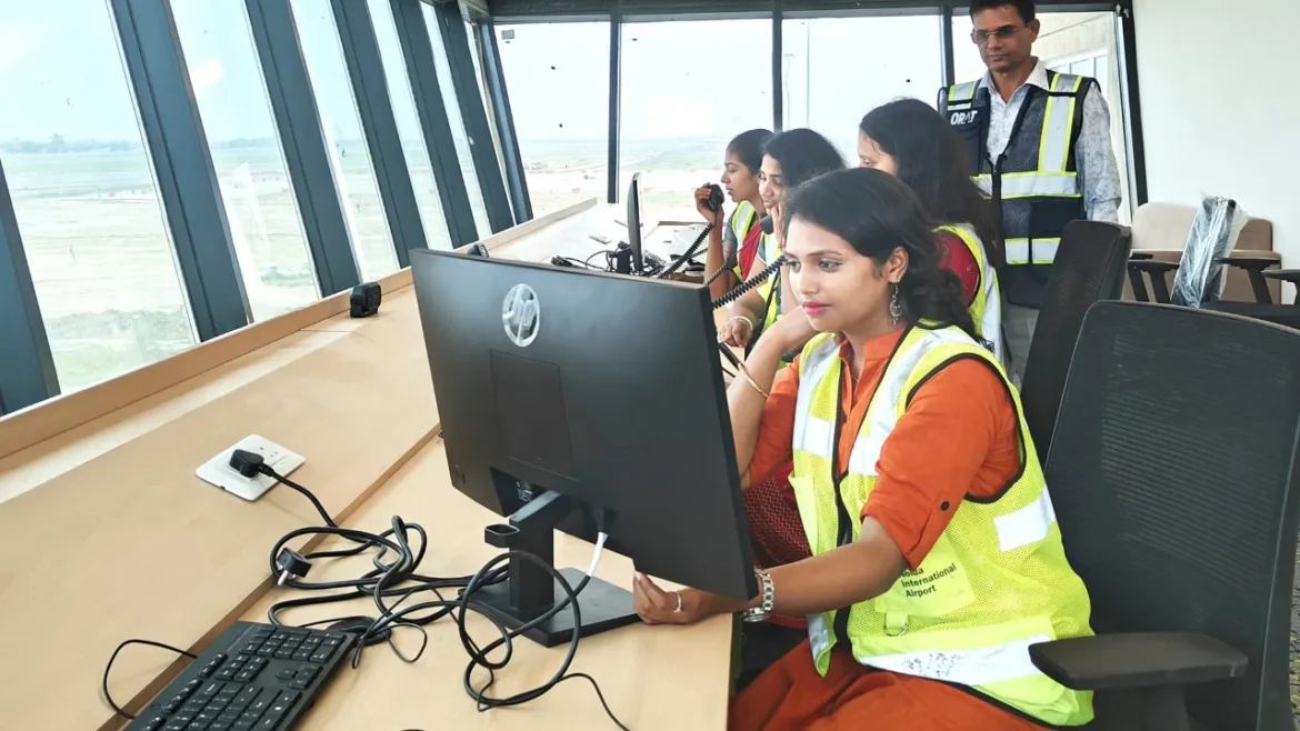 नोएडा एयरपोर्ट को मिला DGCA लाइसेंस, 2 महीनों में शुरू होंगी उड़ानें, 'नारी शक्ति' के हाथों होगी प्रबंधन से सुरक्षा तक की कमान
