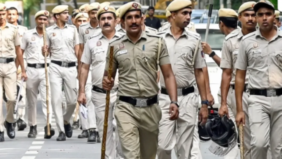 ईद से रामनवमी तक पहरे में रहेगा उत्तम नगरः सख्त सुरक्षा के आदेश, छावनी में तब्दील हुआ इलाका