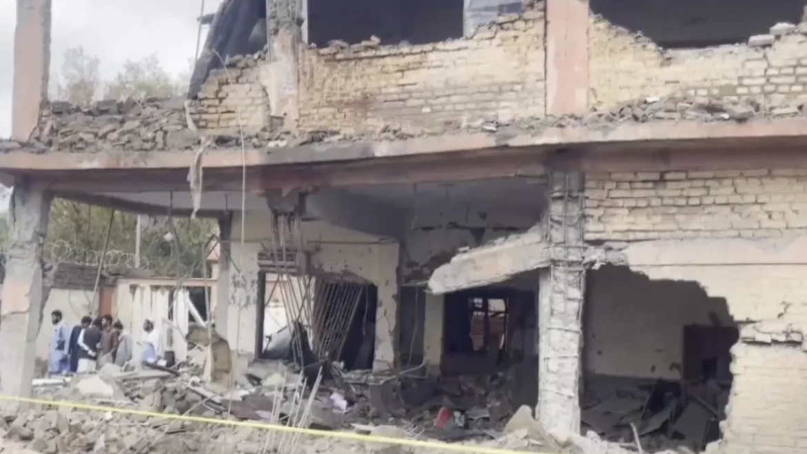 भूकंप से दहला अफगानिस्तान, 8 की मौत, सैकड़ों घर जमींदोज, पाकिस्तान में भी कांपी धरती, स्वास्थ्य मंत्रालय का अलर्ट