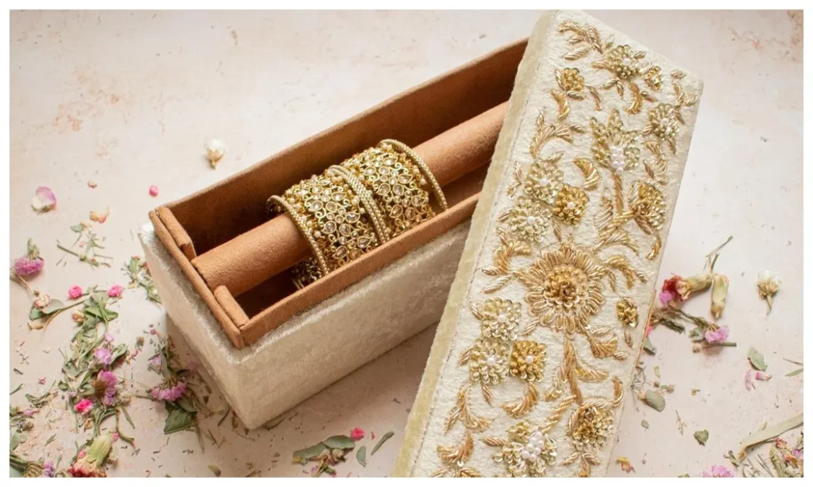 दुल्हन की चूड़ियों का सेफ और शाही ठिकाना, ये 6 Bangles Box हैं हर ब्राइड की पहली पसंद