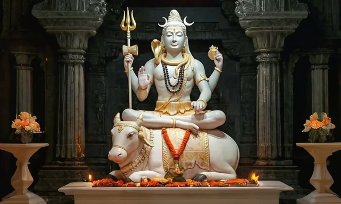 सावन में भगवान शिव के इन 6 पवित्र मंदिरों के जरूर करें दर्शन, आध्यात्म, इतिहास और प्राकृतिक सुंदरता का मिलेगा अद्भुत संगम