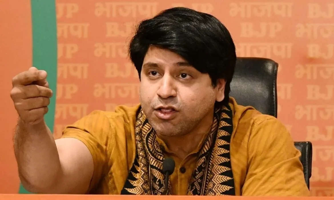 Shehzad Poonawalla resigns BJP