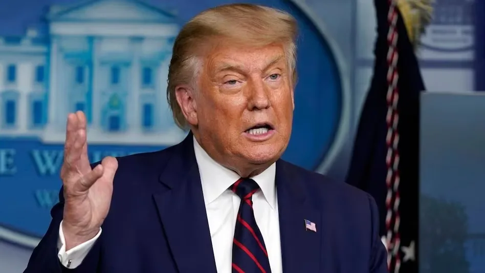 Ukraine hits 2 Russian oil refineries meeting Trump