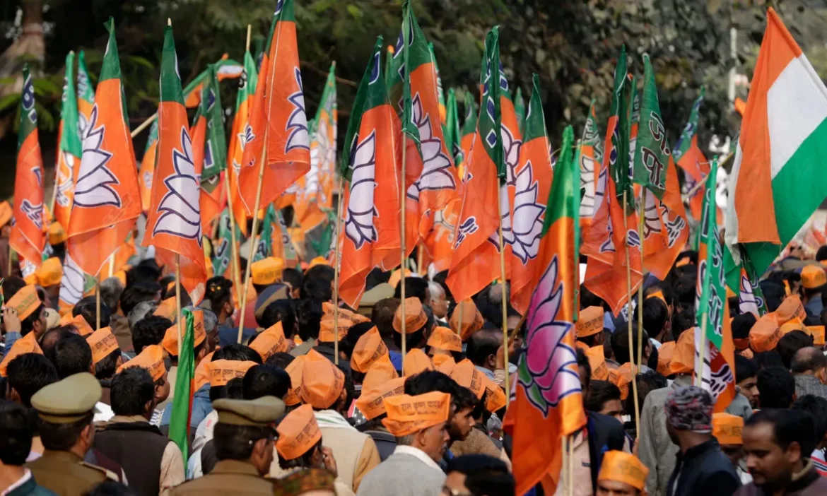 बीजेपी की नई टीम में प्रोफेसर, डॉक्टर्स, इंजीनियर और वकीलों की भरमार, क्षेत्रीय और सामाजिक समीकरण का भी रखा ध्यान