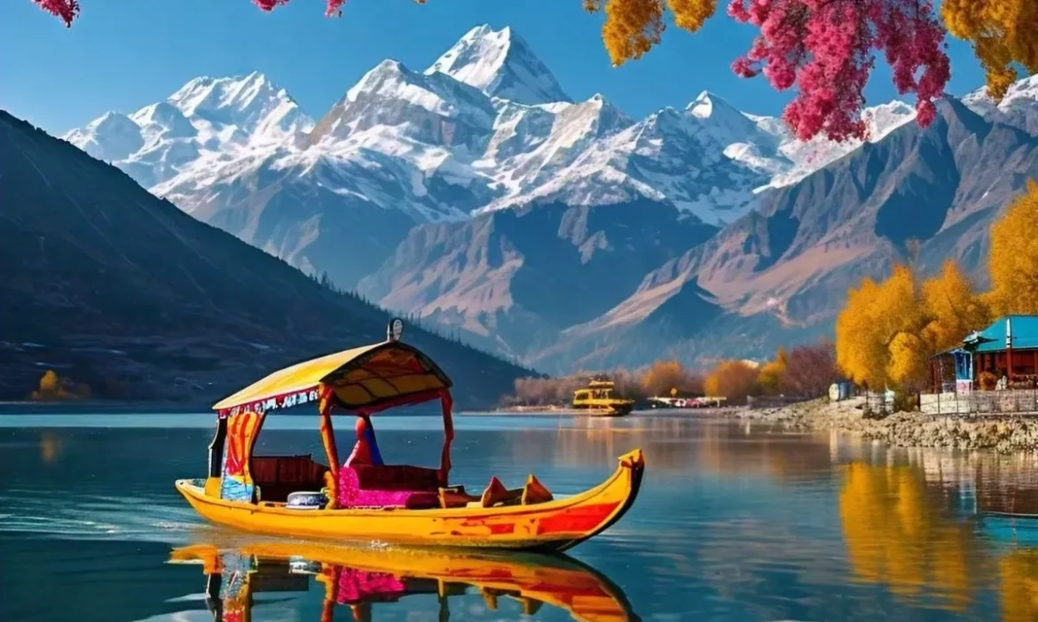 भारत की ये 5 झीलें नहीं देखीं तो क्या देखा! खूबसूरती ऐसी कि तस्वीरें देखते ही घूमने का मन करेगा