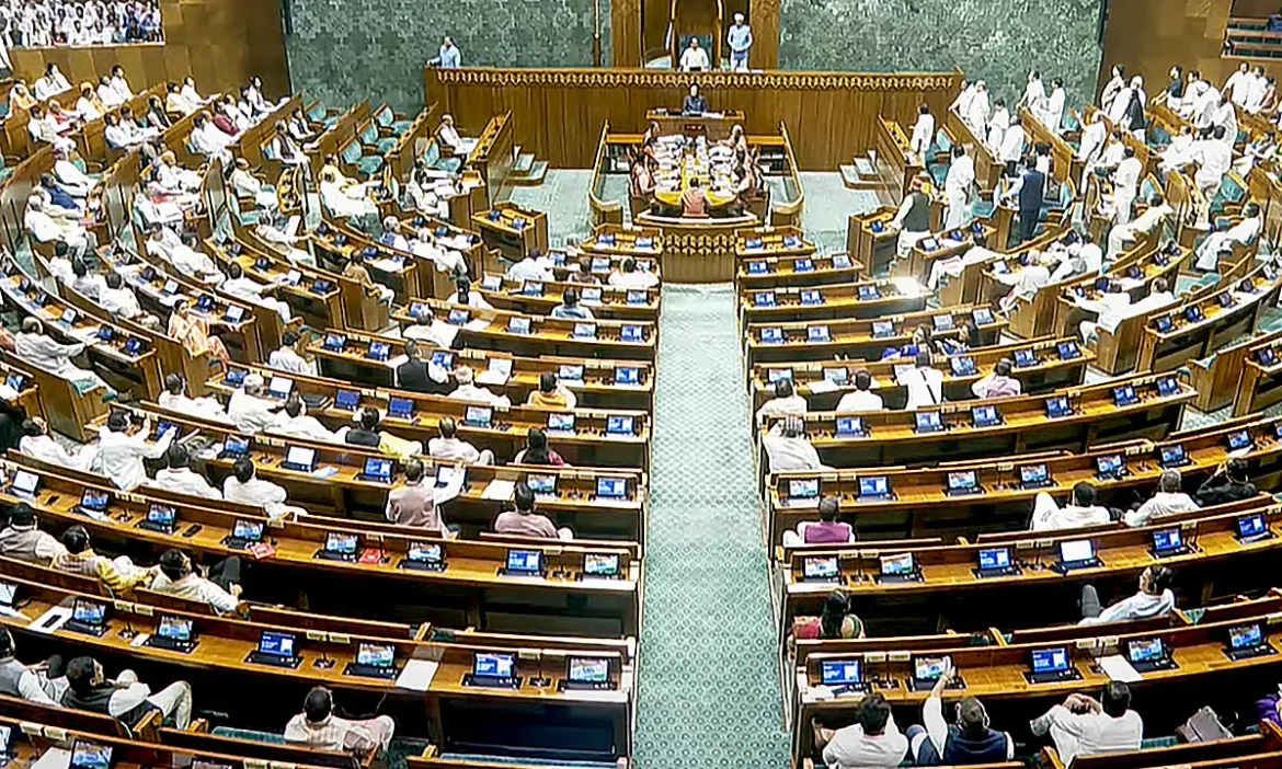 सरकार का 'महिला आरक्षण' दांव: राजनीतिक गतिरोध तोड़ने के लिए विशेष सत्र बुलाने का नया प्रस्ताव