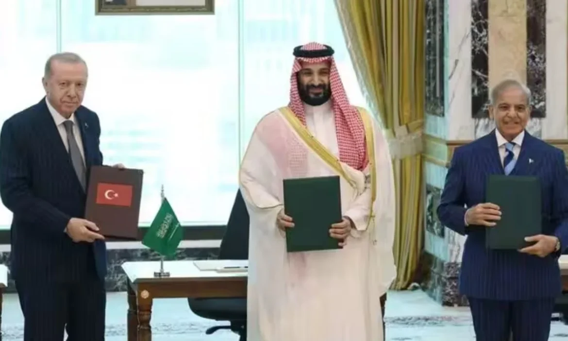 Pakistan Saudi Turkiye sign joint defence agreement