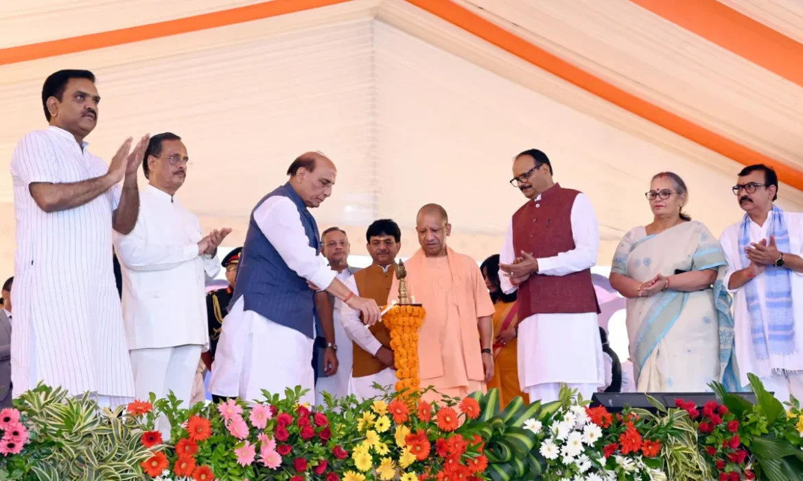 लखनऊ के विकास में योगी का सबसे बड़ा सहयोग, विकास व सुशासन के नए मानदंड स्थापित करता रहेगा UP: राजनाथ सिंह
