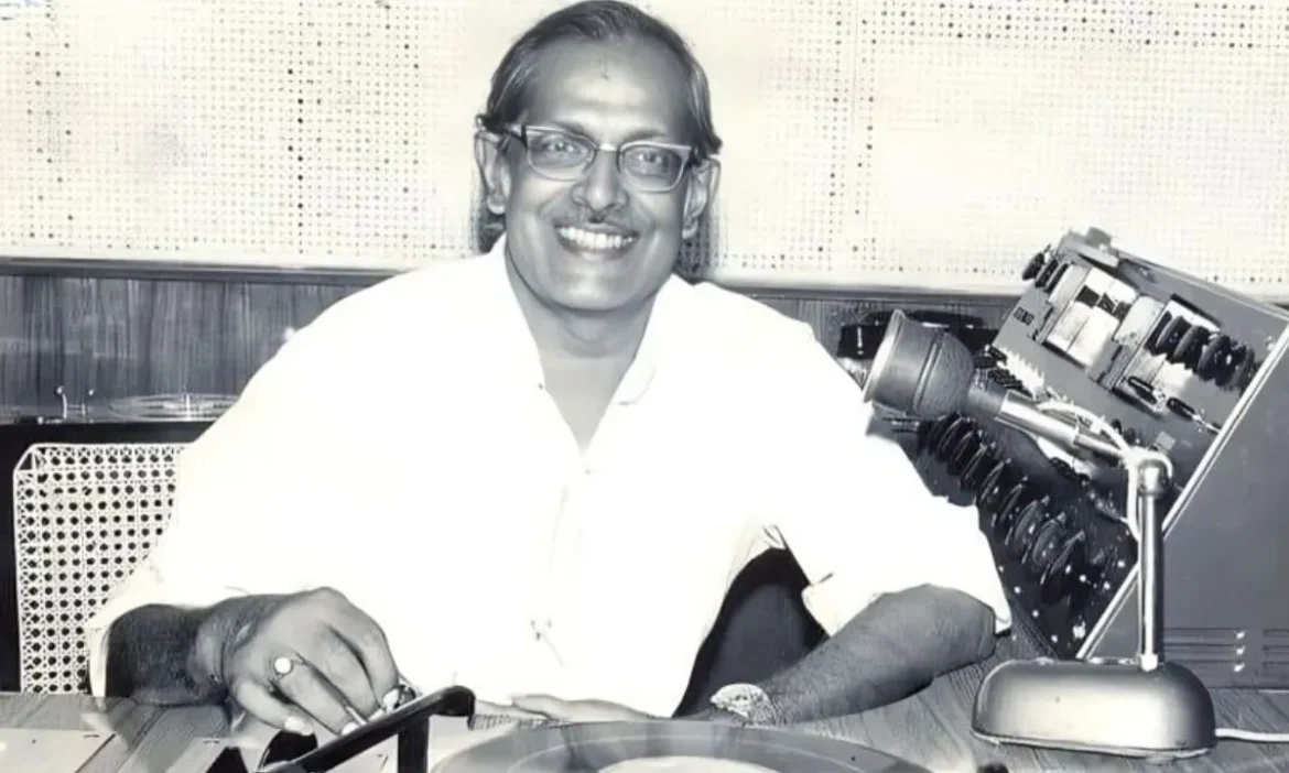 ऋषिकेश मुखर्जी की 5 फिल्में, जिन्होंने सिनेमा को सिखाया कि आम जिंदगी भी बन सकती है एक सुपरहिट कहानी