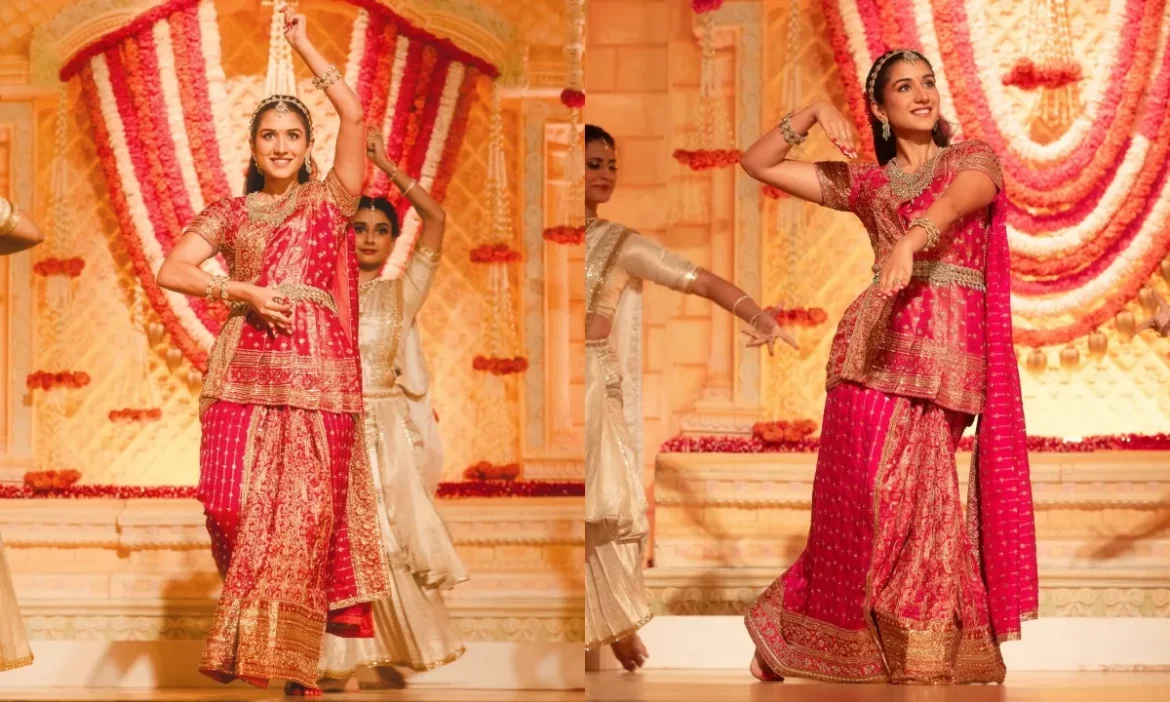 Radhika Ambani ने गणेश चतुर्थी पर पहनी ऐसी गुलाबी साड़ी जिसकी हर डिटेल पर ठहर गई नजर, दिखा खूबसूरती का अलग अंदाज़